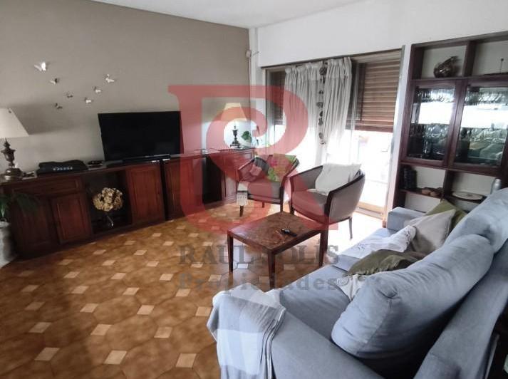 Departamento · 139m² · 5 Ambientes · 1 Cochera