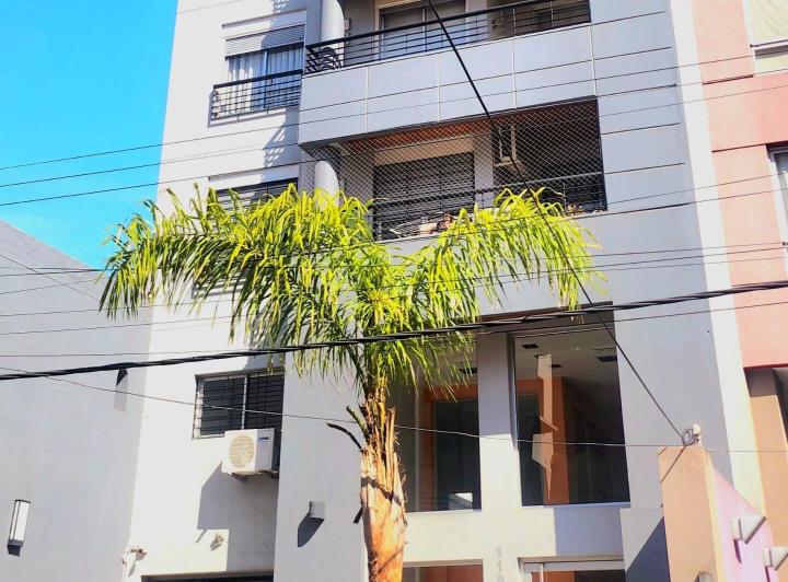 Departamento · 80m² · 4 Ambientes · 1 Cochera