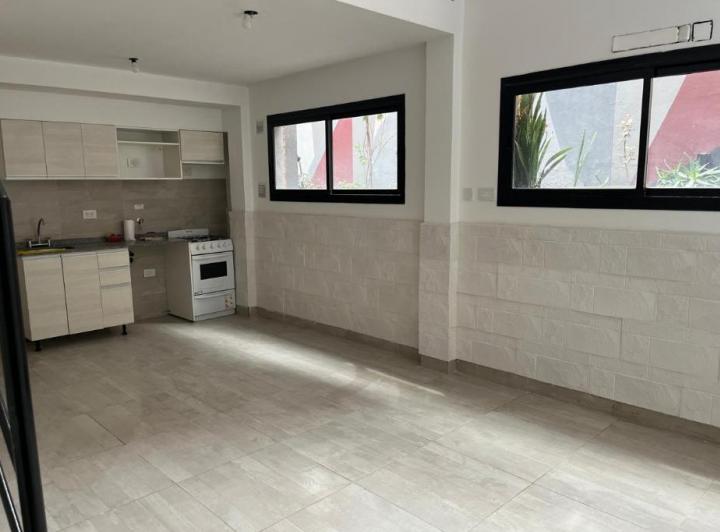 Departamento · 42m² · 2 Ambientes · 1 Cochera