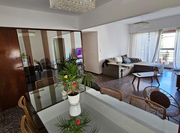 Departamento · 1m² · 4 Ambientes