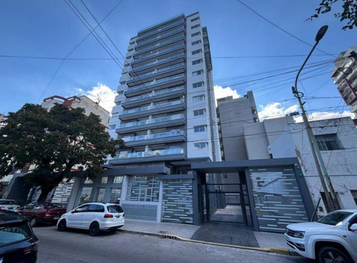 Departamento · 50m² · 2 Ambientes · 1 Cochera