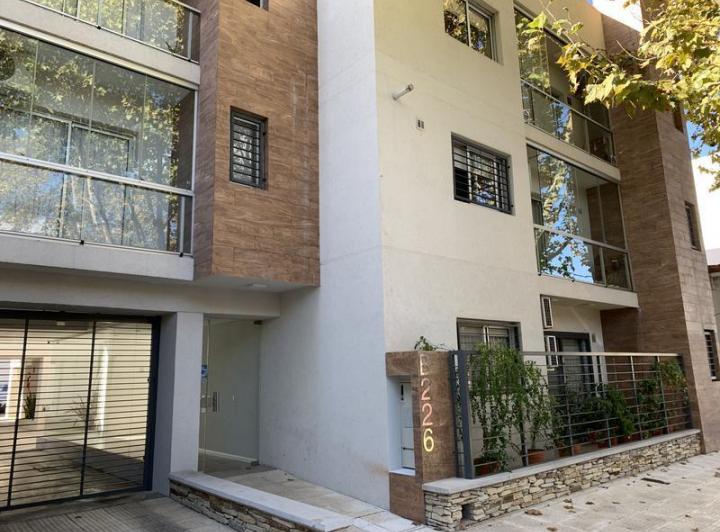 Departamento · 42m² · 2 Ambientes · 1 Cochera
