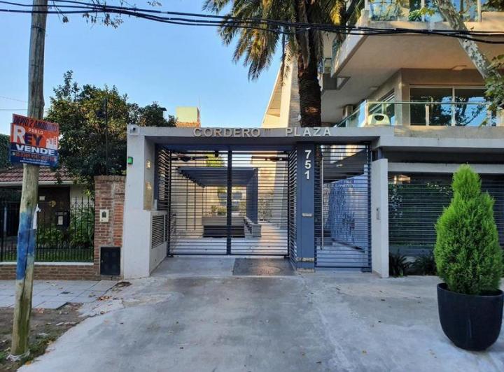 Departamento · 52m² · 2 Ambientes · 2 Cocheras