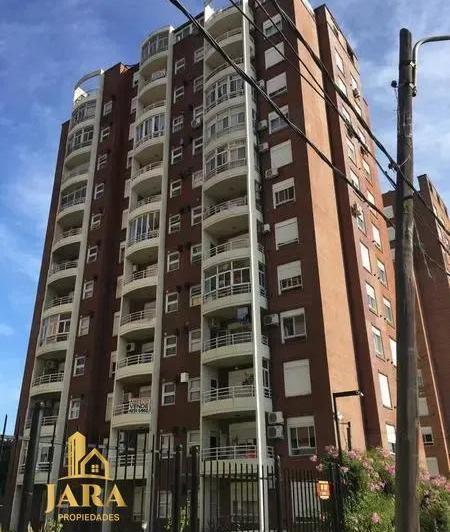 Departamento · 4 Ambientes · 1 Cochera
