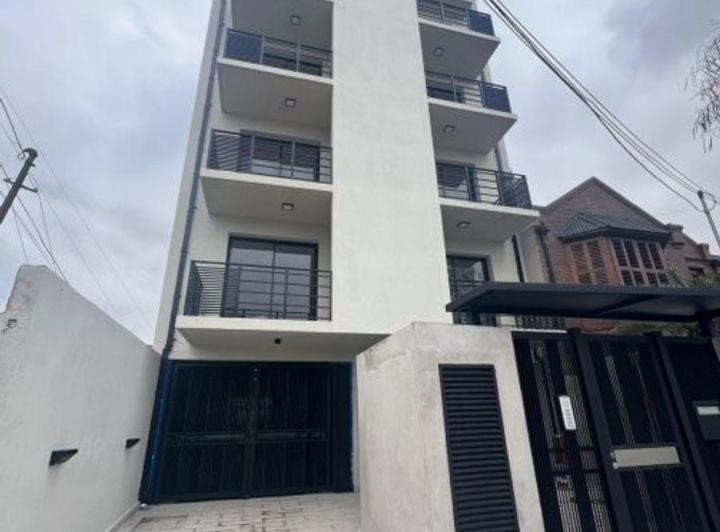 Departamento · 75m² · 2 Ambientes · 1 Cochera