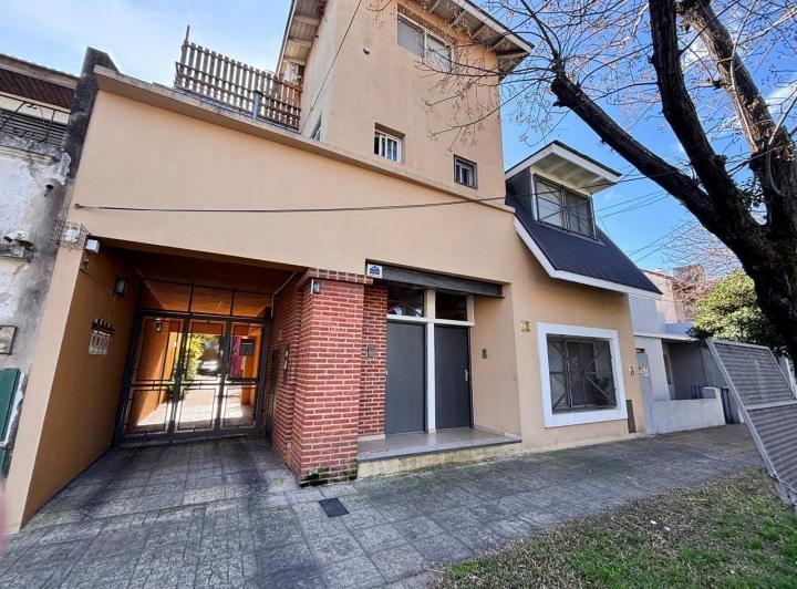Departamento · 83m² · 4 Ambientes · 1 Cochera