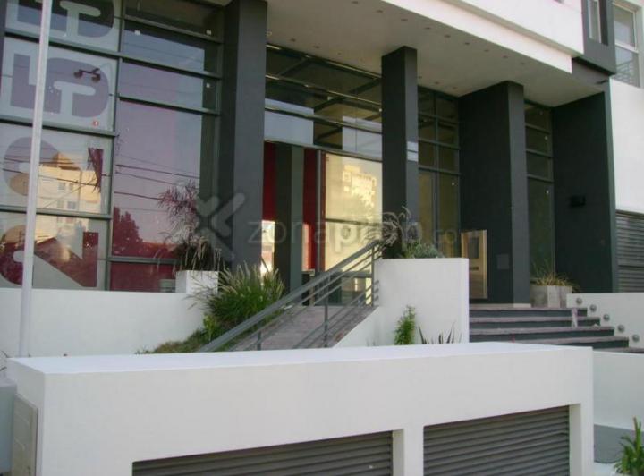Departamento · 76m² · 3 Ambientes · 1 Cochera