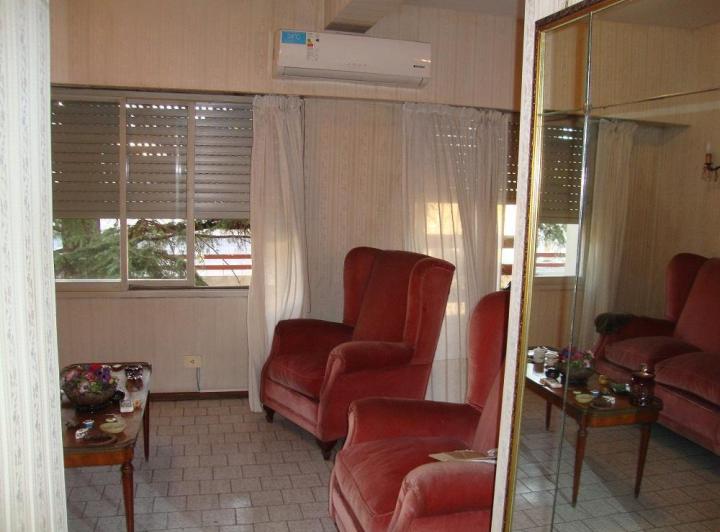 Departamento · 1ha · 4 Ambientes · 1 Cochera