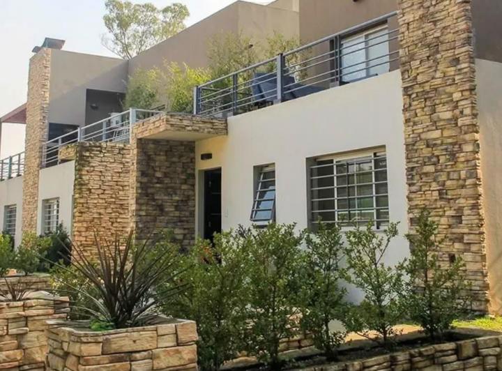 Departamento · 82m² · 3 Ambientes · 1 Cochera