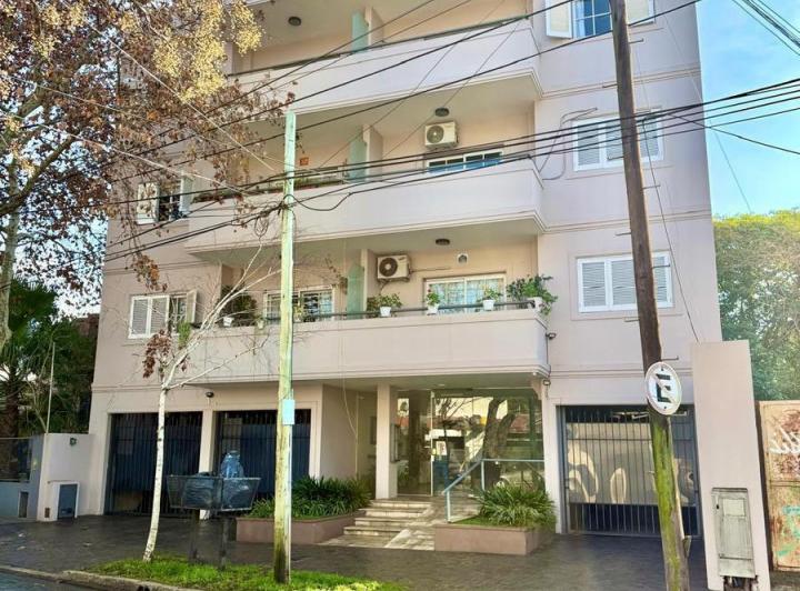 Departamento · 80m² · 3 Ambientes · 1 Cochera