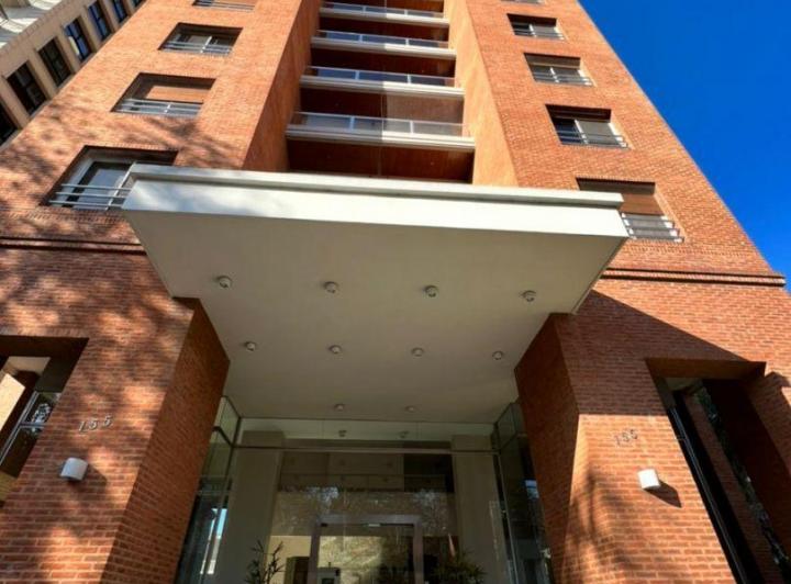 Departamento · 142m² · 4 Ambientes · 1 Cochera