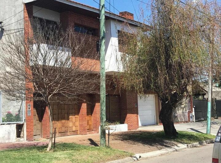 Departamento · 100m² · 3 Ambientes · 2 Cocheras