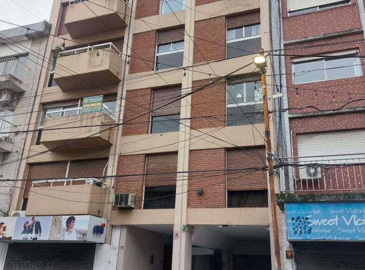 Departamento · 90m² · 4 Ambientes · 1 Cochera