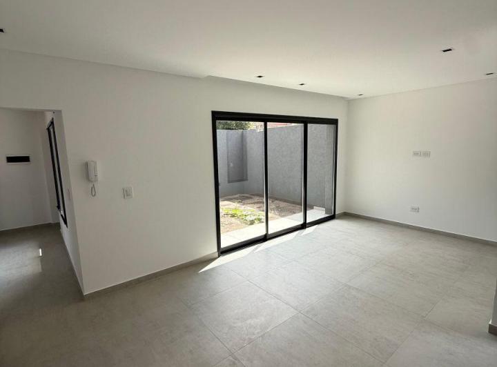Departamento · 77m² · 3 Ambientes · 1 Cochera