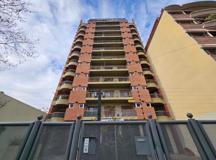 Departamento · 120m² · 4 Ambientes · 2 Cocheras