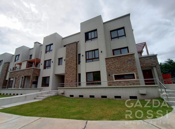 Departamento · 96m² · 4 Ambientes · 1 Cochera