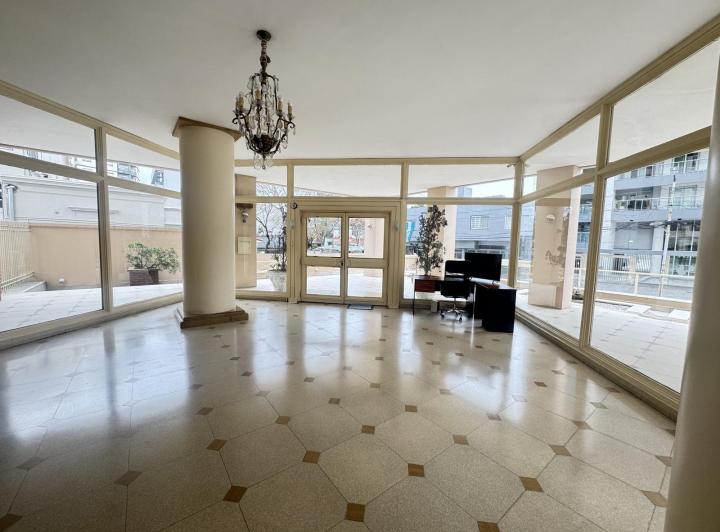Departamento · 180m² · 4 Ambientes · 2 Cocheras