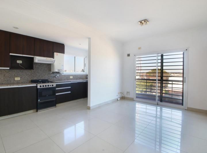 Departamento · 40m² · 2 Ambientes · 1 Cochera