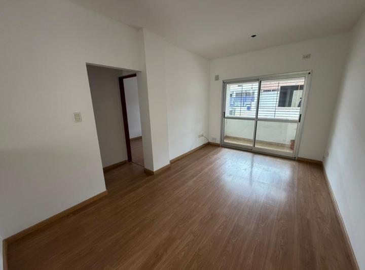 Departamento · 48m² · 2 Ambientes · 1 Cochera