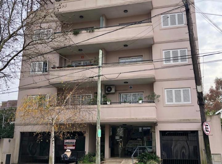 Departamento · 55m² · 2 Ambientes · 1 Cochera