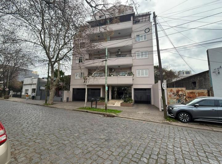 Departamento · 55m² · 2 Ambientes · 1 Cochera