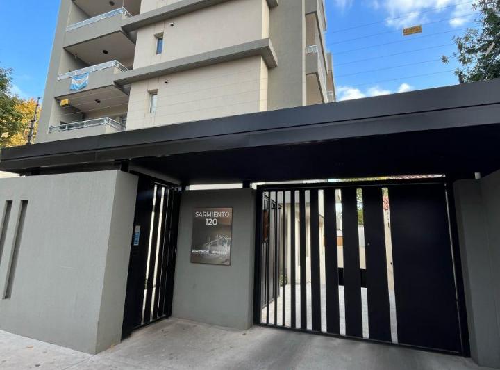 Departamento · 50m² · 2 Ambientes · 1 Cochera