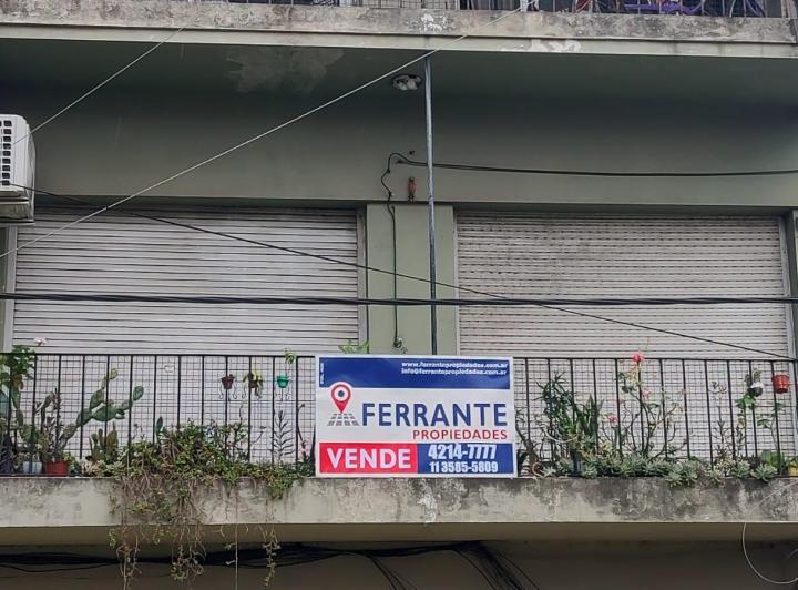 Departamento · 50m² · 4 Ambientes · 1 Cochera