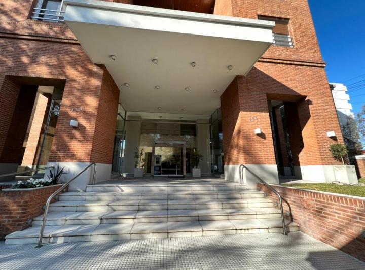 Departamento · 142m² · 4 Ambientes · 2 Cocheras