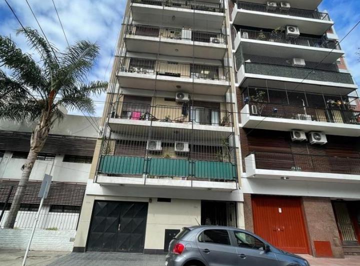 Departamento · 40m² · 2 Ambientes · 1 Cochera