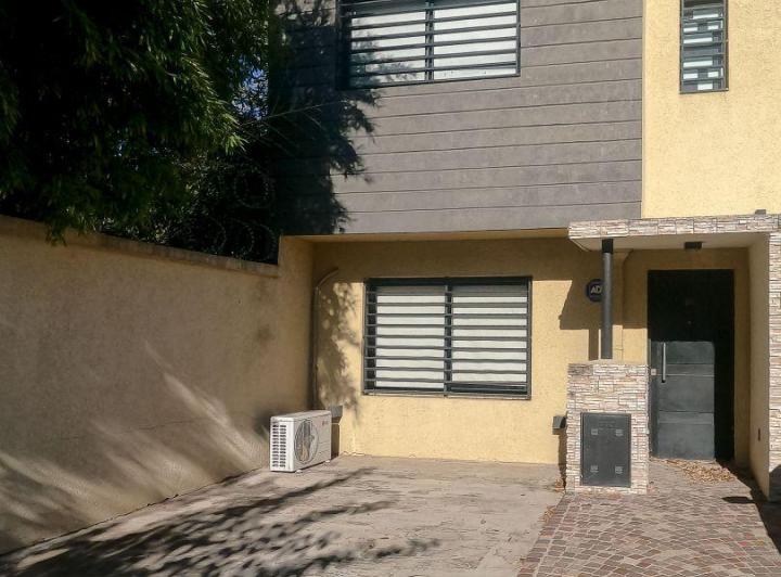 Departamento · 90m² · 4 Ambientes · 1 Cochera