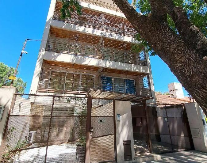 Departamento · 85ha · 3 Ambientes · 1 Cochera