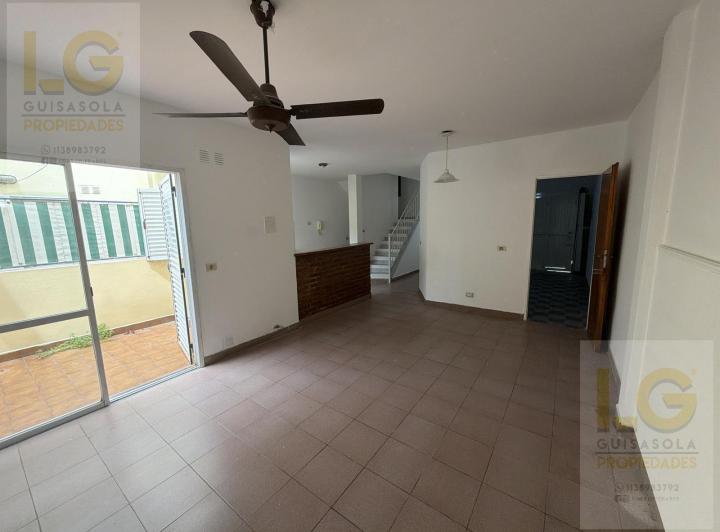 Departamento · 74m² · 4 Ambientes · 1 Cochera