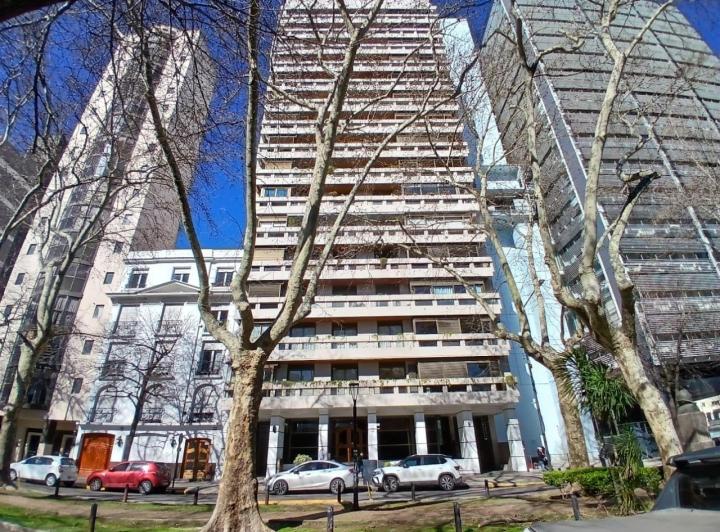 Departamento · 180m² · 4 Ambientes · 1 Cochera
