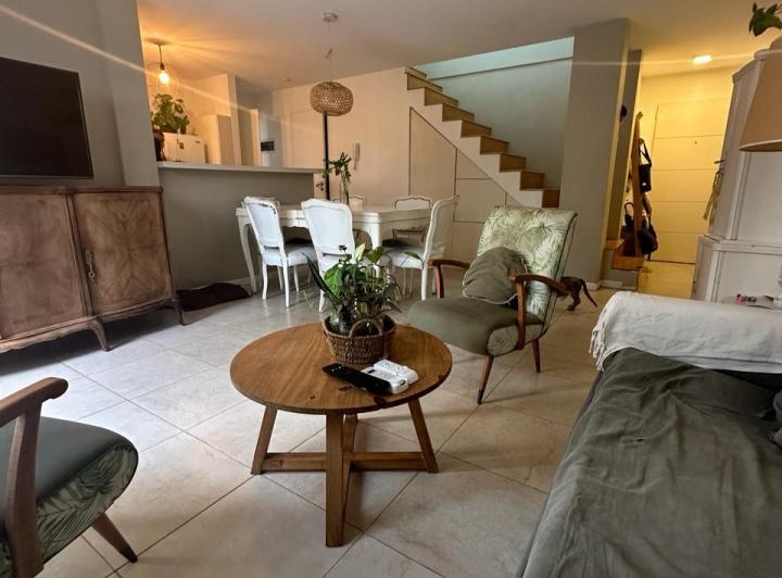 Departamento · 100m² · 4 Ambientes · 1 Cochera