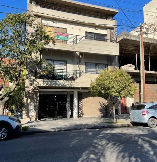 Departamento · 42m² · 2 Ambientes · 1 Cochera