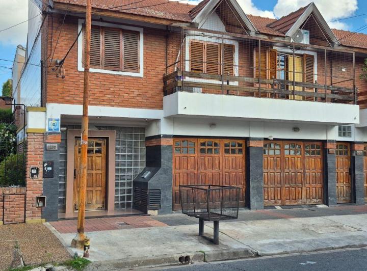 Departamento · 60m² · 3 Ambientes · 2 Cocheras