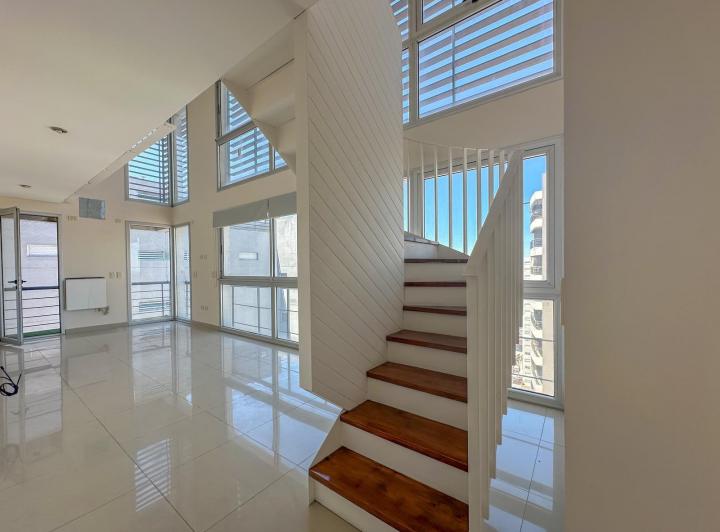 Departamento · 90m² · 4 Ambientes · 1 Cochera