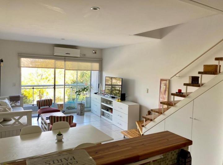 Departamento · 60m² · 2 Ambientes · 1 Cochera