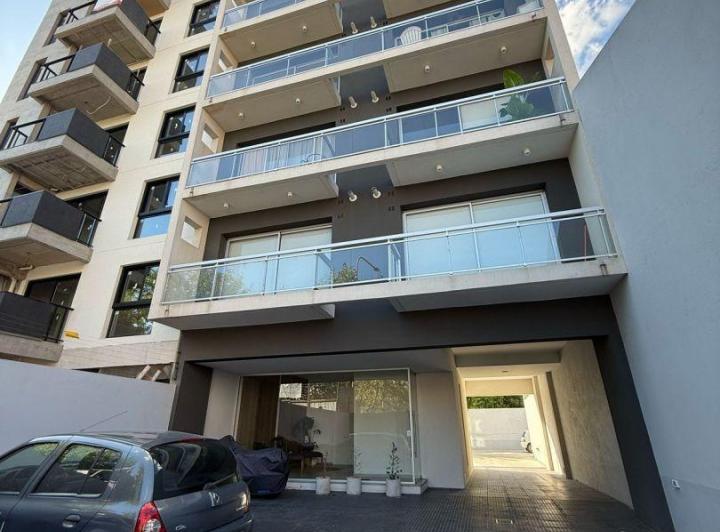 Departamento · 42m² · 2 Ambientes · 1 Cochera