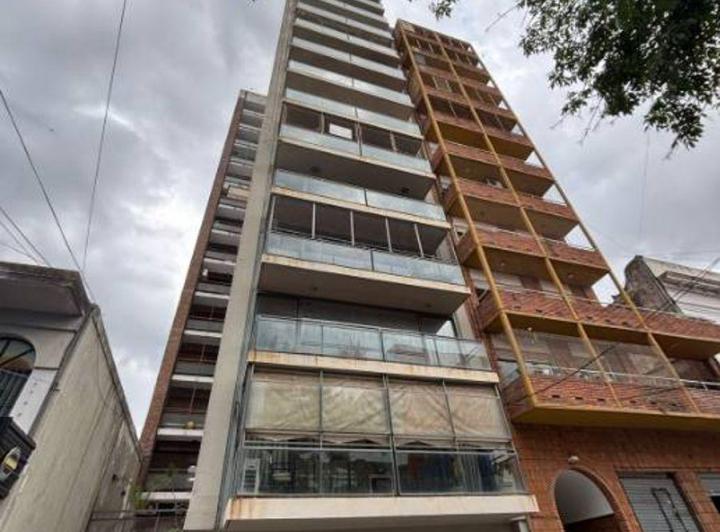 Departamento · 180m² · 4 Ambientes · 1 Cochera