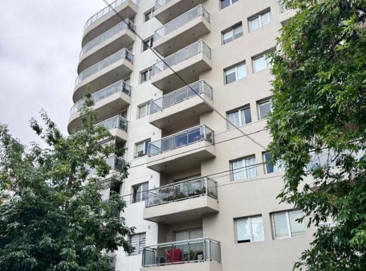 Departamento · 51m² · 2 Ambientes · 1 Cochera