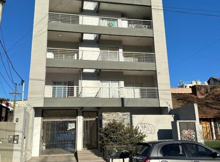 Departamento · 45m² · 2 Ambientes · 1 Cochera
