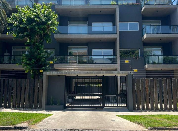 Departamento · 68m² · 3 Ambientes · 1 Cochera