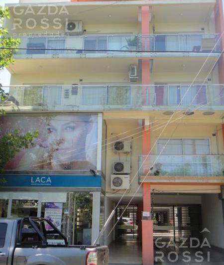 Departamento · 100m² · 4 Ambientes · 1 Cochera