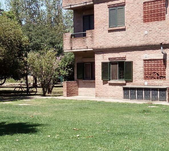 Departamento · 60m² · 4 Ambientes · 1 Cochera