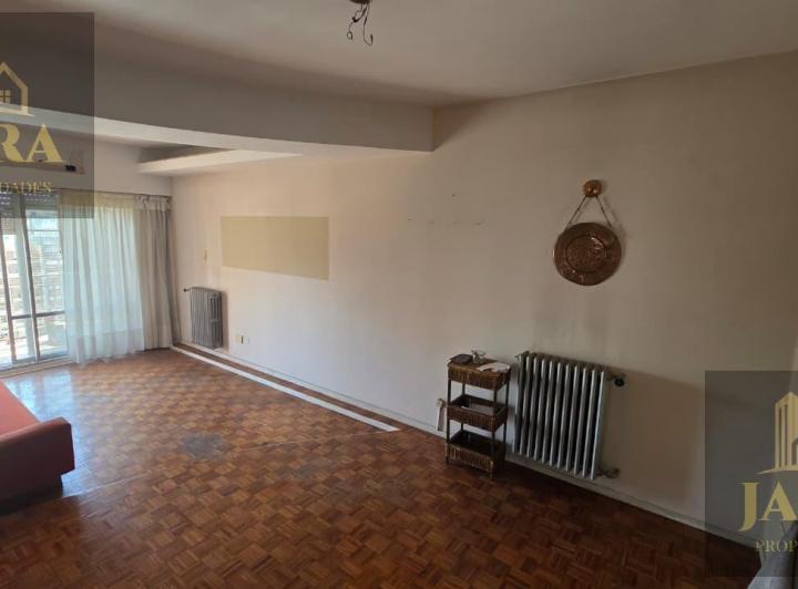 Departamento · 90m² · 4 Ambientes · 1 Cochera