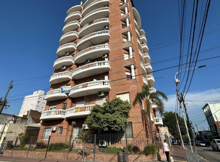 Departamento · 100m² · 4 Ambientes · 2 Cocheras