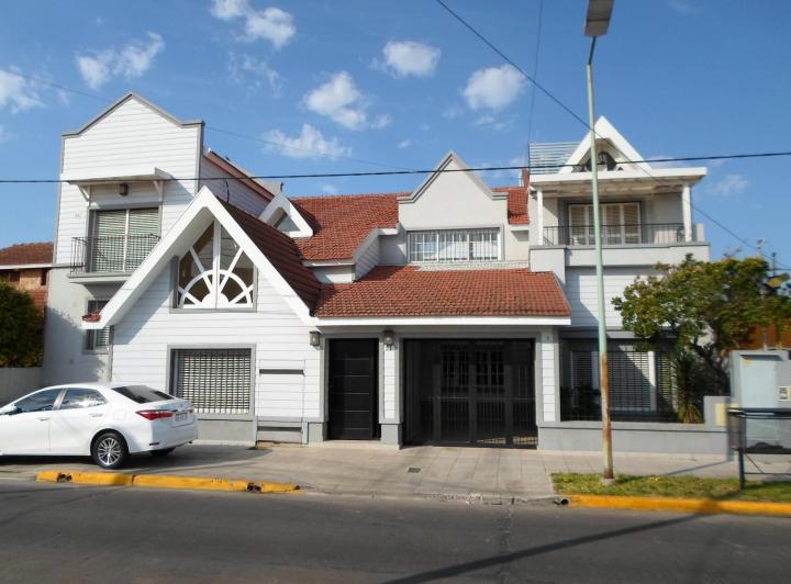 Departamento · 120m² · 4 Ambientes · 1 Cochera