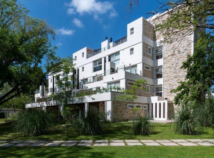 Departamento · 47m² · 2 Ambientes · 1 Cochera
