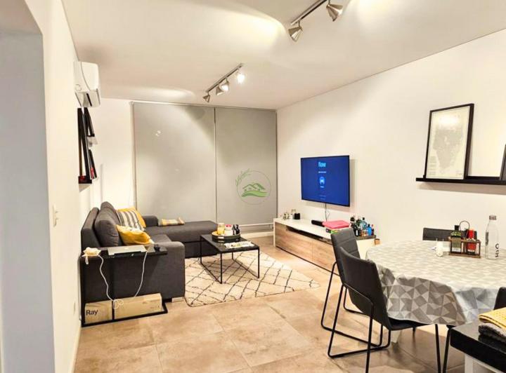 Departamento · 56m² · 2 Ambientes · 1 Cochera